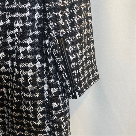 Houndstooth Blazer with Leather Trim - Picture 10 of 10